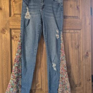 Hot Kiss Blue Jeans with Colorful Flare